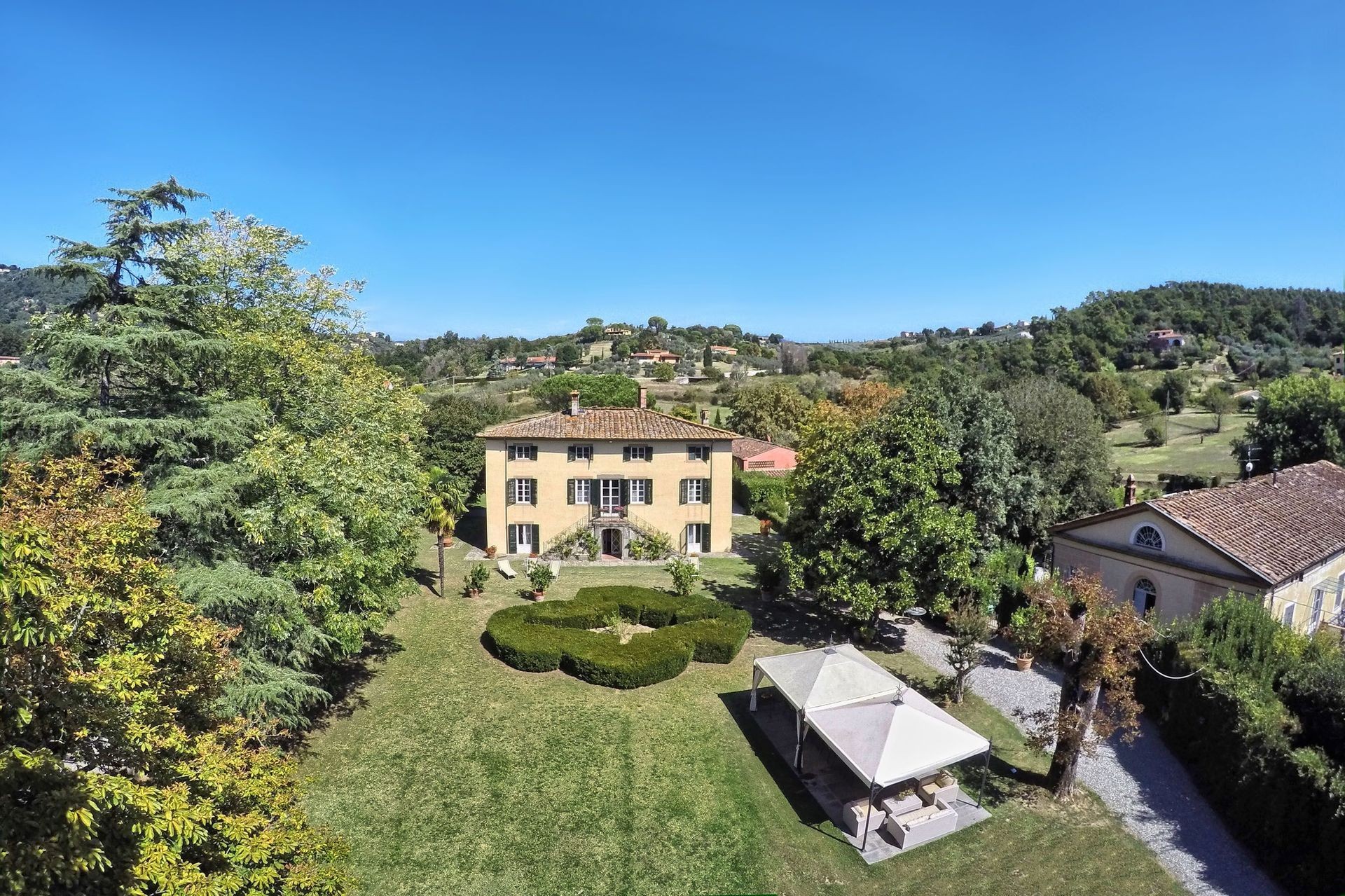 Villa Clara Lucca